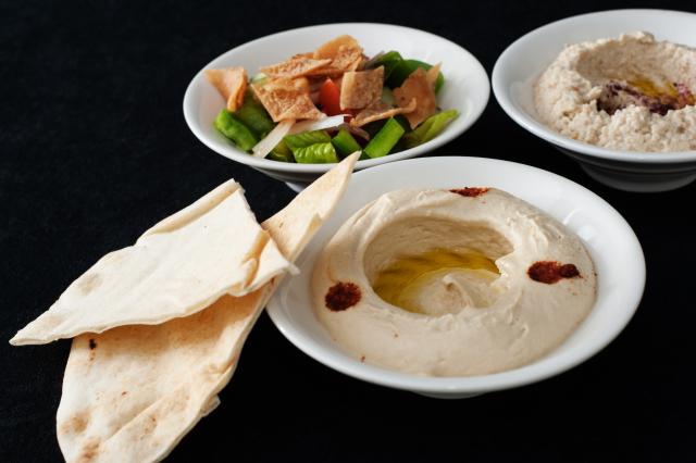 humus%2C_baba%2C_fatouch.jpg